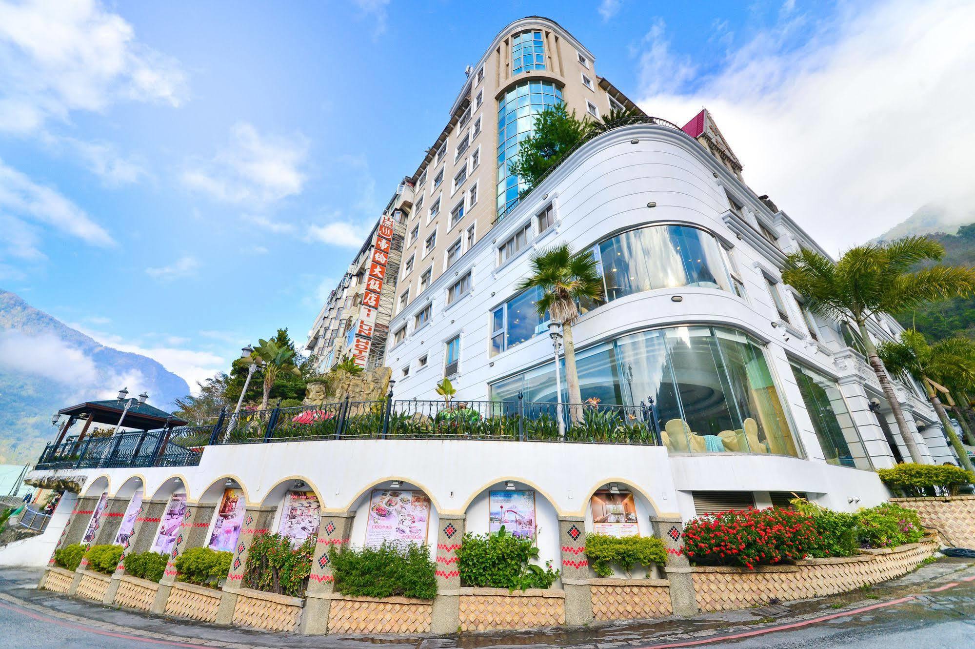 Dongpo Ti Lun Hotel Xinyi Exterior foto